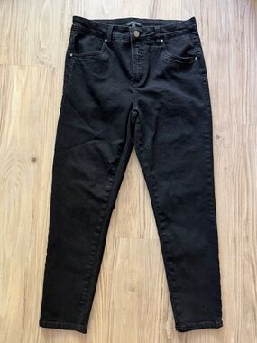Universal Standard Black Skinny Jeans - Petite 24” Inseam